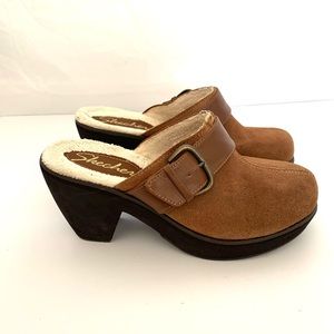 Vintage 90's Skechers / Y2K Suede Mules Clogs with Sherpa Lining